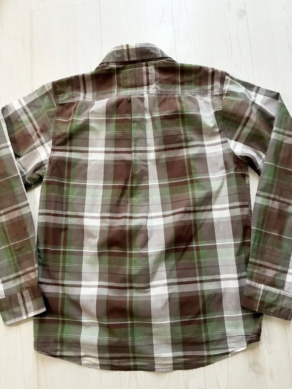 The North Face Hillside Plaid Woven Long Sleeve Shirt (Style A65G) Size M